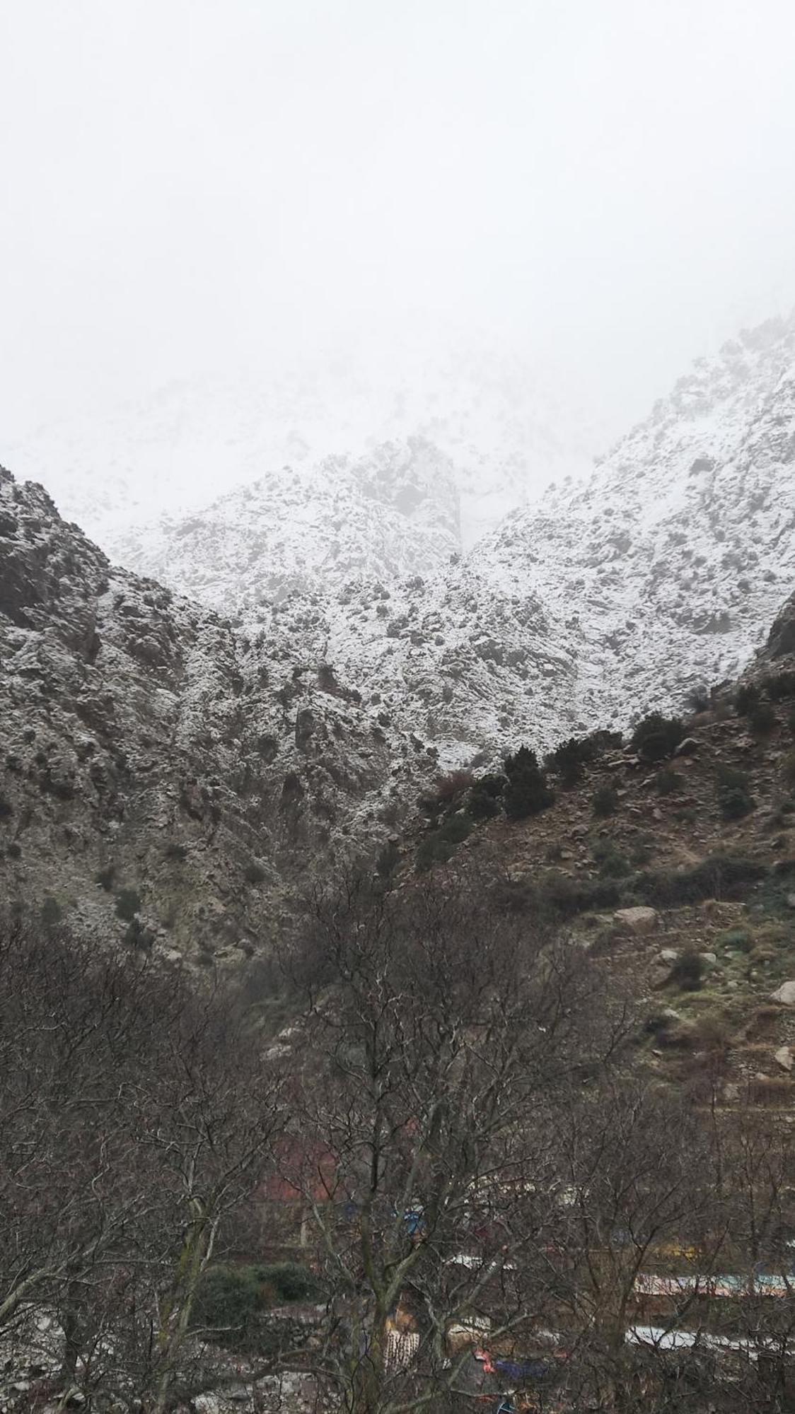 Auberge Gite De Jeunesse Les Cascades Sti Fadma Zewnętrze zdjęcie